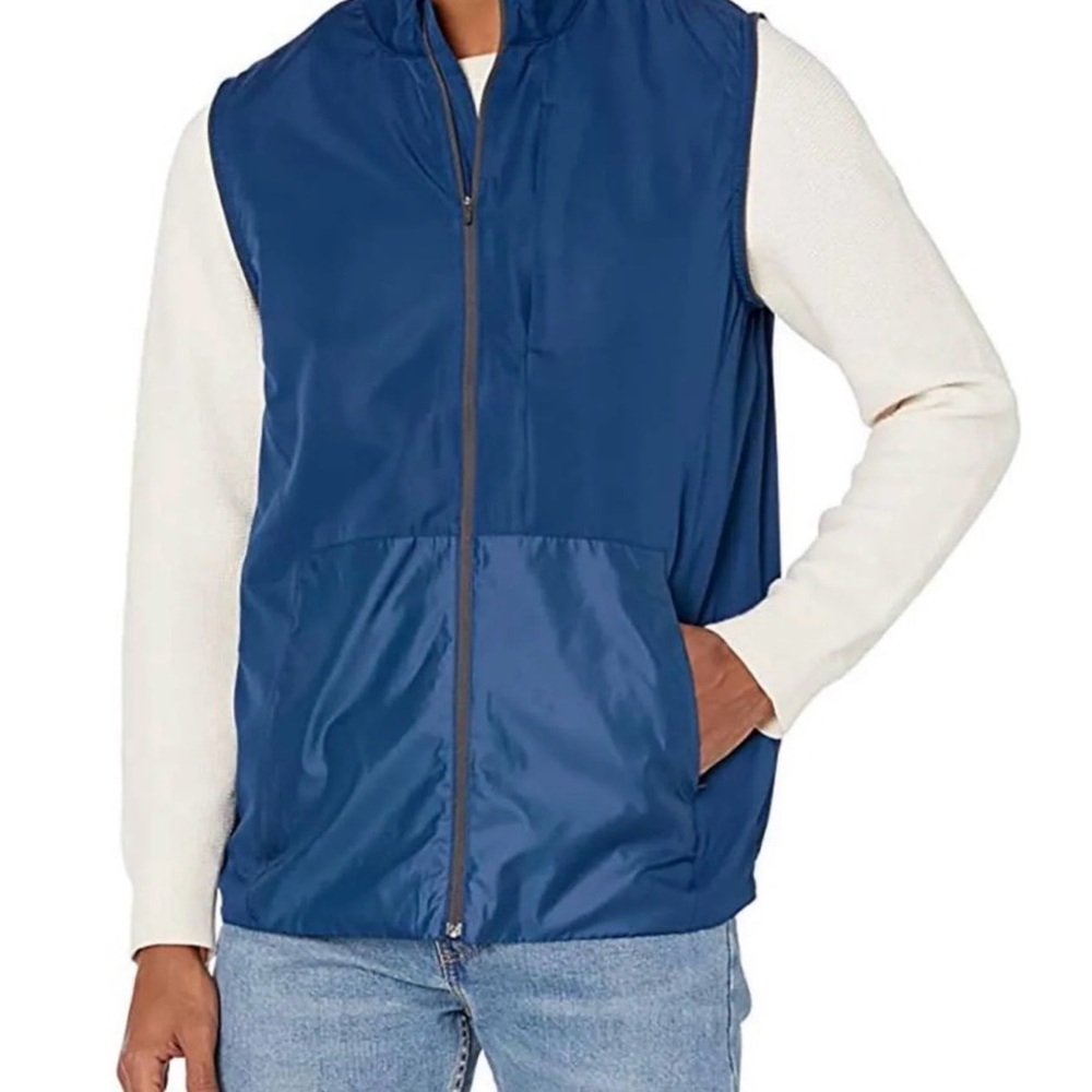 Oakley golf vest “terrain packable” men’s XL golf vest in navy-royal blue